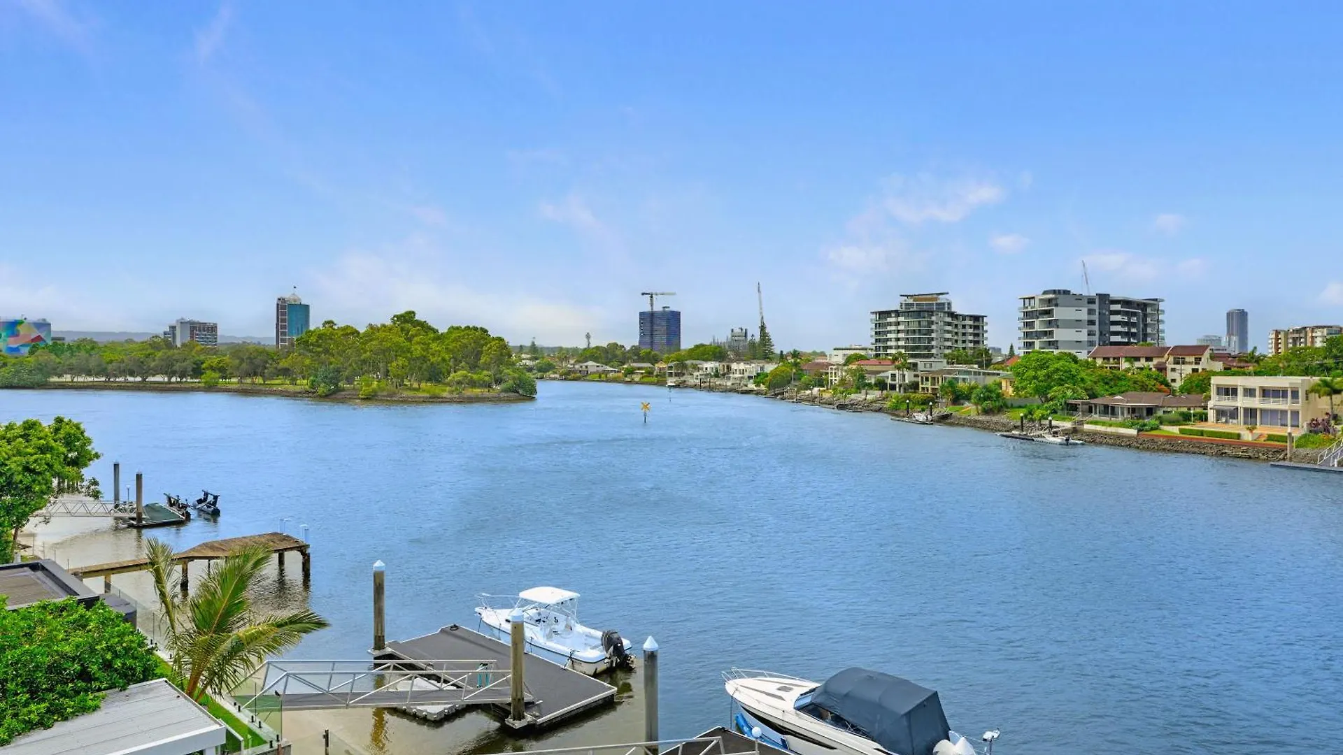 3 M Luxury Waterfront Villa In Paradise Pets Welcome 黄金海岸 0*,  澳大利亚