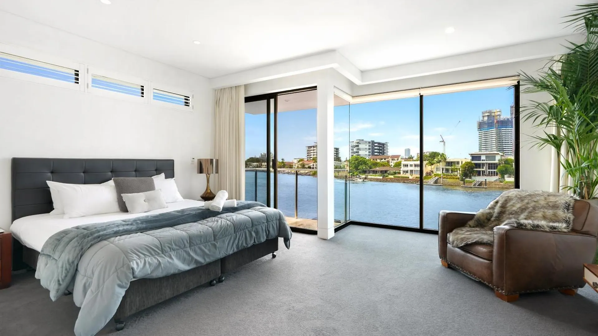 3 M Luxury Waterfront Villa In Paradise Pets Welcome Gold Coast Australie